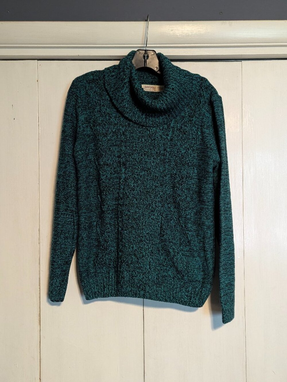 Faded Glory, L Blue Sweater